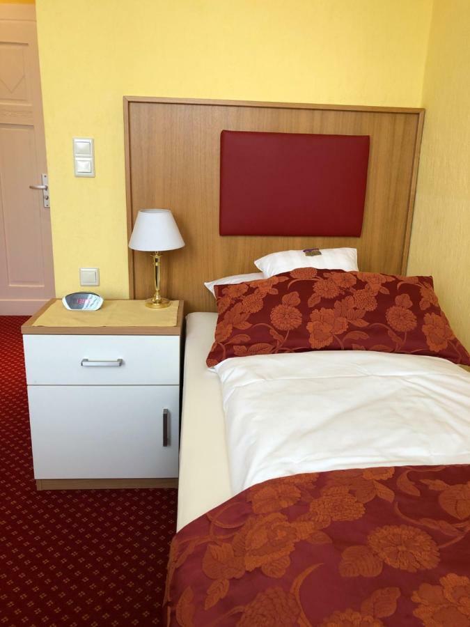 באד זאלצפלן Thermen Hotel Pension Villa Holstein מראה חיצוני תמונה