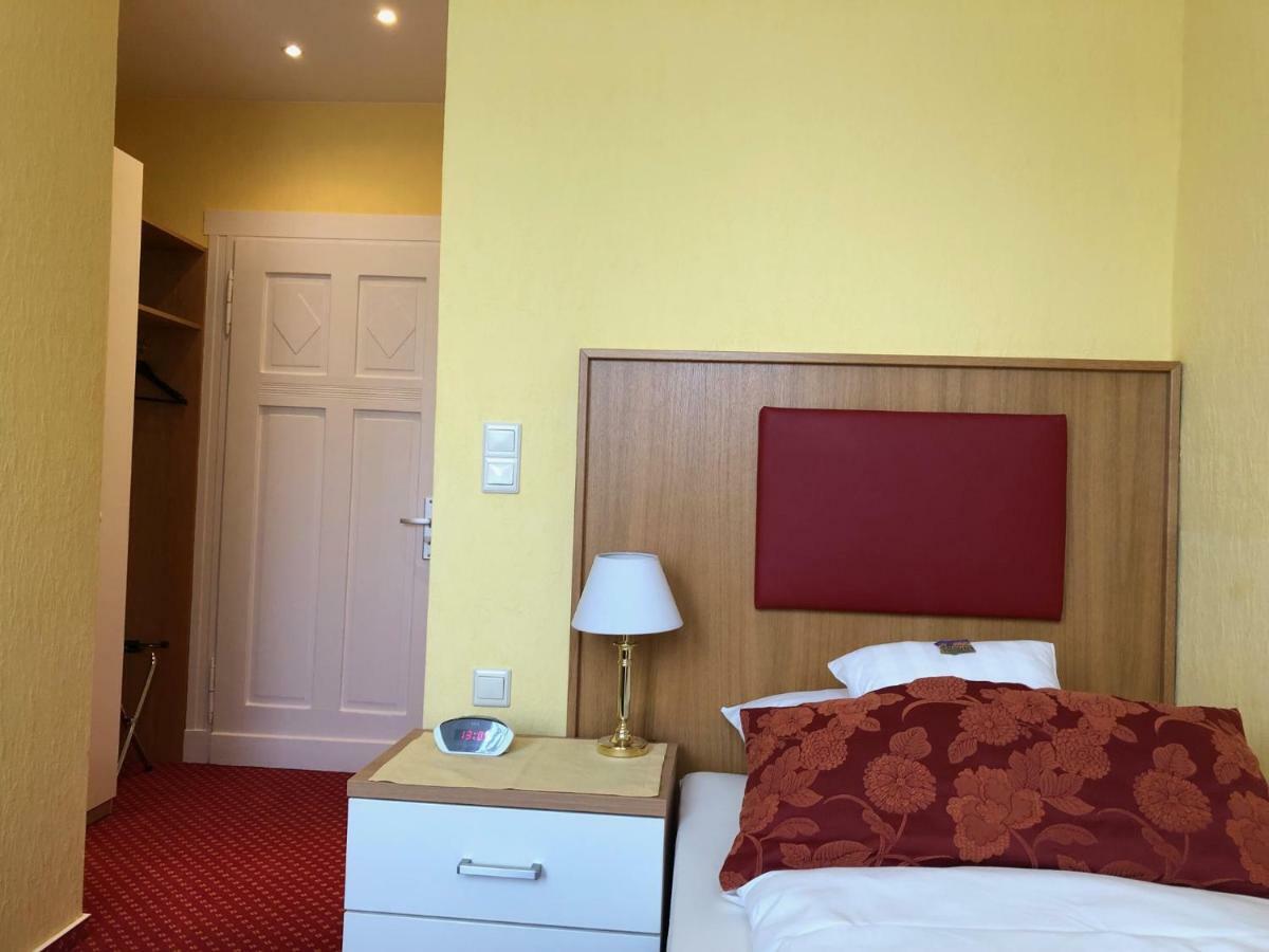 באד זאלצפלן Thermen Hotel Pension Villa Holstein מראה חיצוני תמונה
